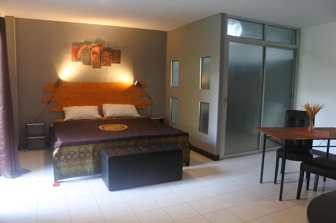 ไฮ กะรน บีช โฮเต็ล Hotel Karon ภายนอก รูปภาพ